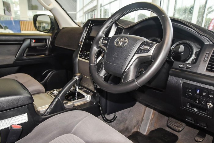 2019 Toyota Landcruiser GXL VDJ200R 4X4 Dual Range Glacier White