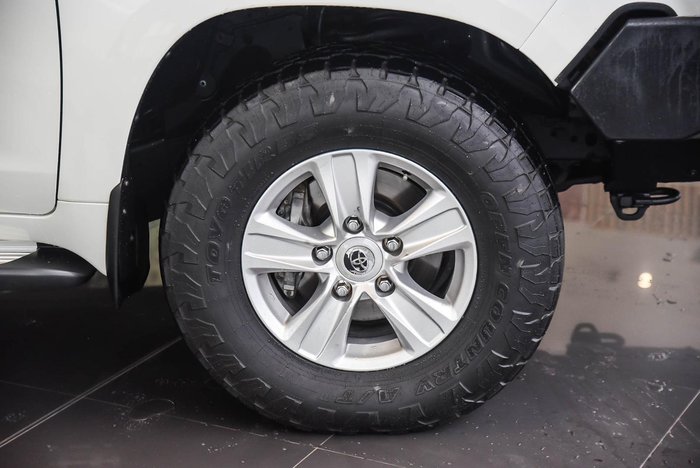 2019 Toyota Landcruiser GXL VDJ200R 4X4 Dual Range Glacier White