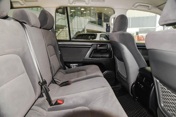2019 Toyota Landcruiser GXL VDJ200R 4X4 Dual Range Glacier White