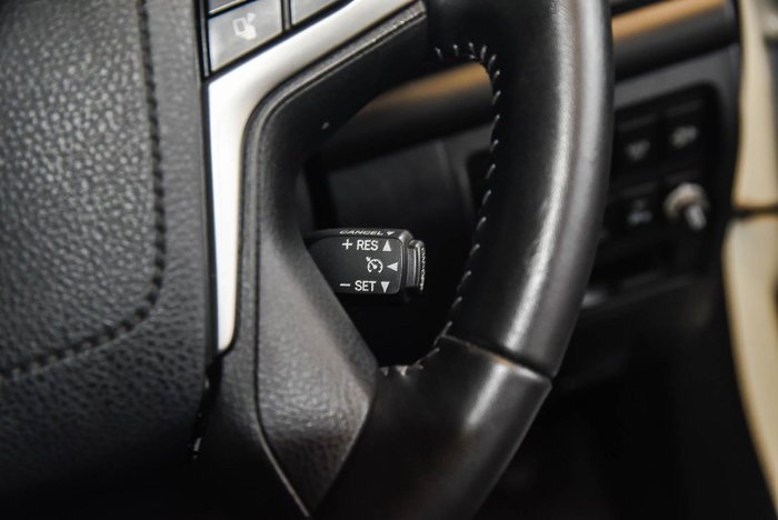 2019 Toyota Landcruiser GXL VDJ200R 4X4 Dual Range Glacier White