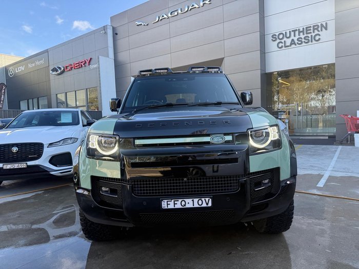 2022 Land Rover Defender 110 P400 75th Edition L663 MY23.5 AWD Grasmere Green
