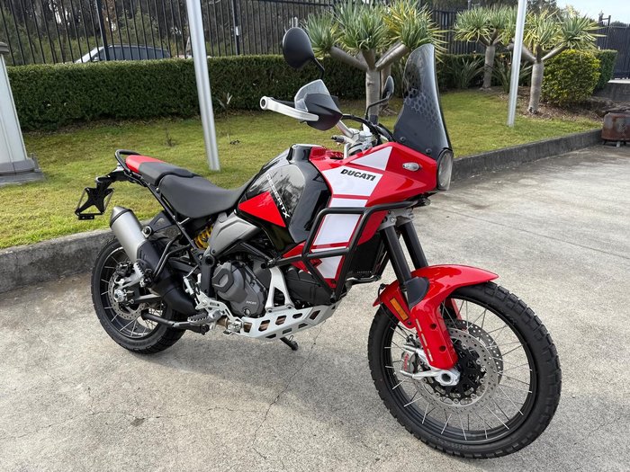 2025 Ducati Desert X Discovery Desert X Red