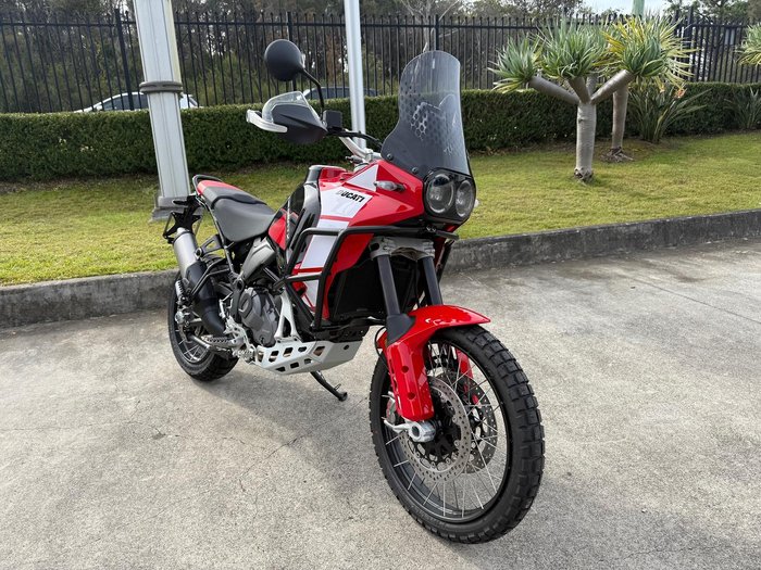 2025 Ducati Desert X Discovery Desert X Red