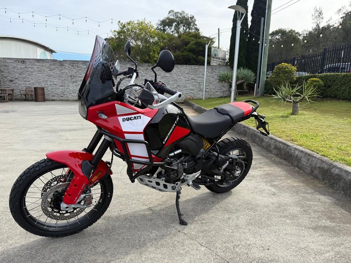 2025 Ducati Desert X Discovery Desert X Red