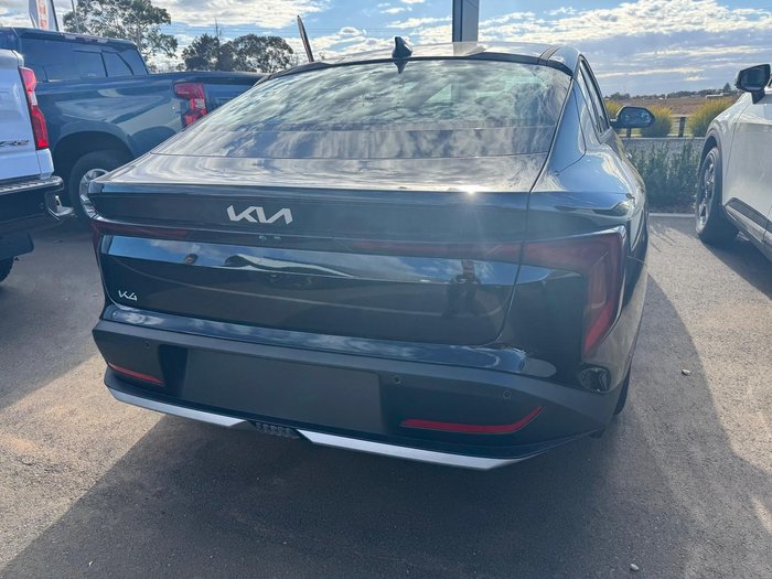 2025 Kia K4 Sport+