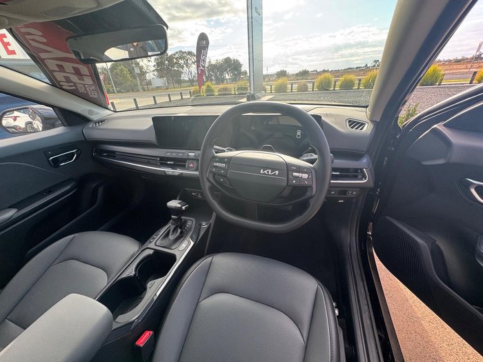 2025 Kia K4 Sport+
