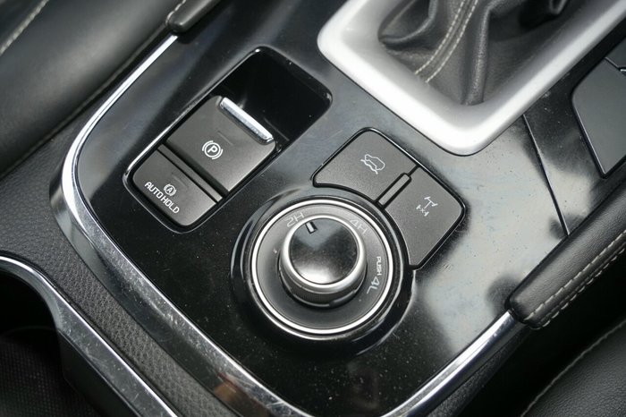 2023 Isuzu MU-X LS-T