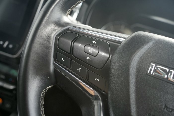 2023 Isuzu MU-X LS-T