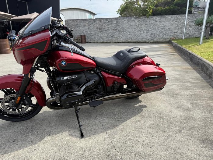 2025 BMW R 18 B Blacked Out 