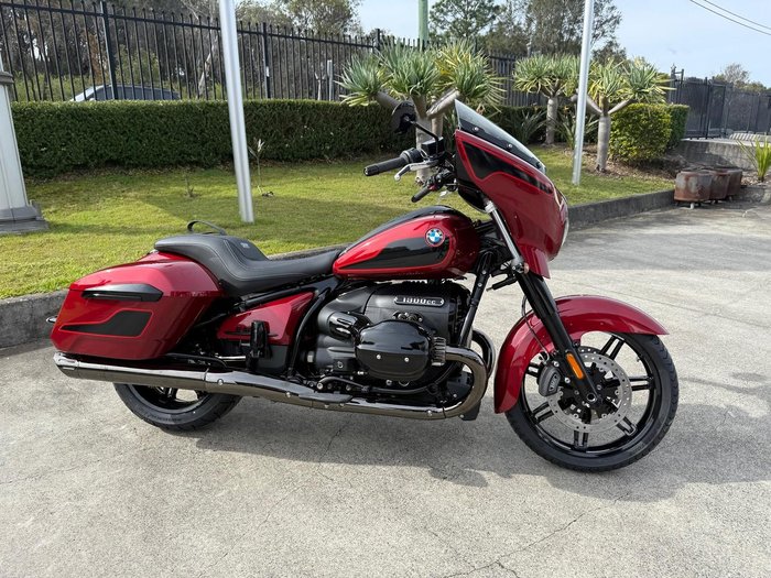 2025 BMW R 18 B Blacked Out R 18 Red