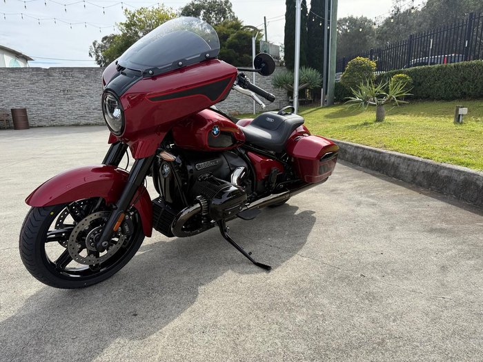 2025 BMW R 18 B Blacked Out R 18 Red