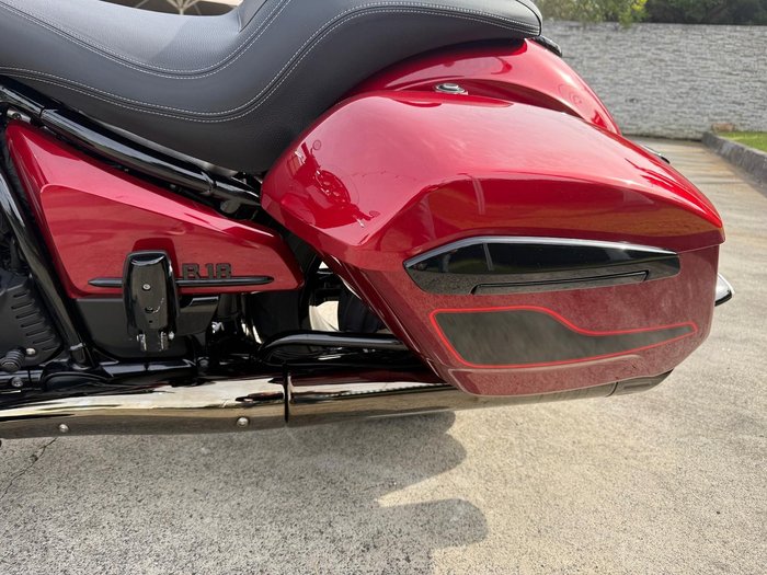 2025 BMW R 18 B Blacked Out R 18 Red