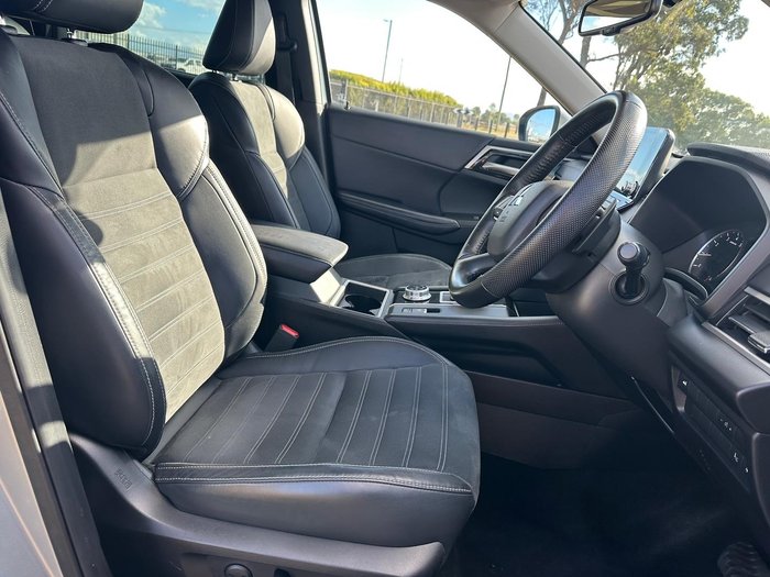 2023 Mitsubishi Outlander Aspire