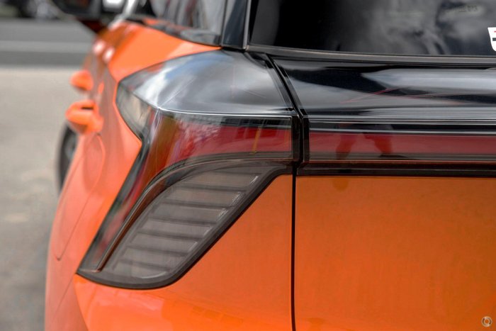 2024 MG MG4 Essence 64 150kW MEH32 MY24 Volcano Orange