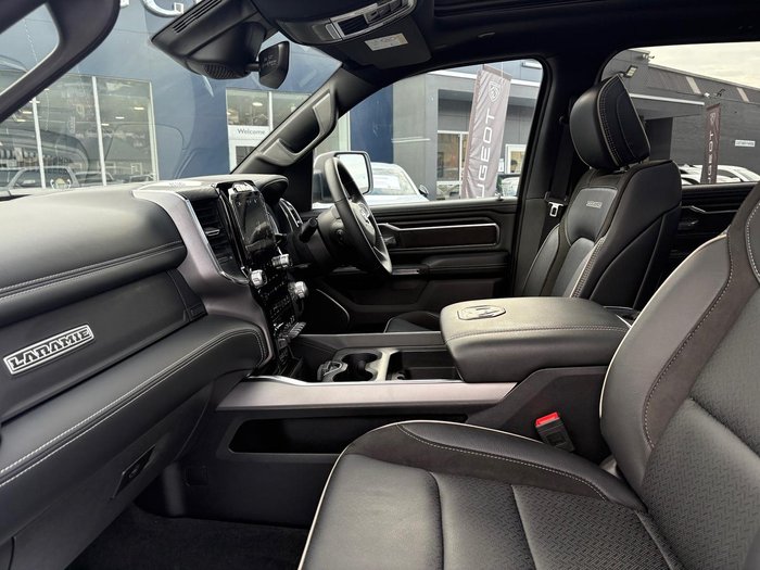 2024 RAM 1500 Laramie DT MY24 4X4 Dual Range Bright White