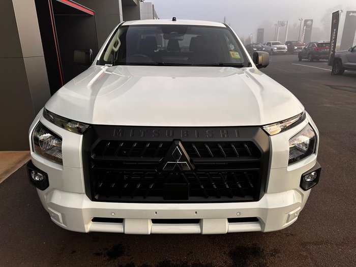 2025 Mitsubishi Triton GLX+