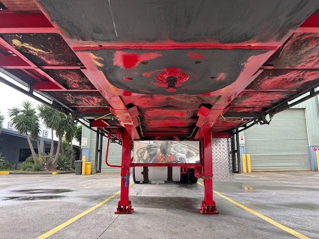 2010 Maxitrans St3 34 Pallet Sd Refrigerated Curtain Sider