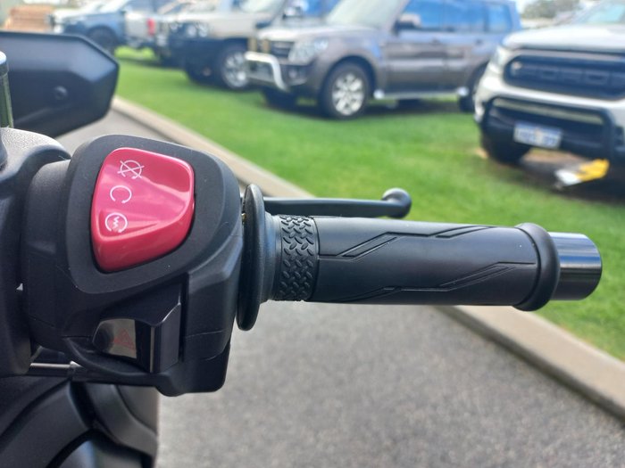 2024 Yamaha XMAX 300 (CZD300A) XMAX Black