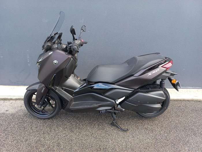 2024 Yamaha XMAX 300 (CZD300A) XMAX Black
