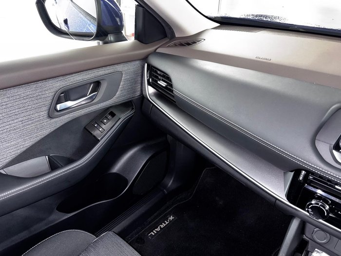 2024 Nissan X-TRAIL ST