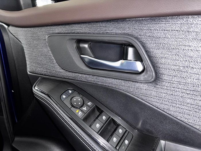 2024 Nissan X-TRAIL ST