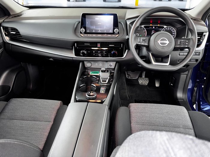 2024 Nissan X-TRAIL ST