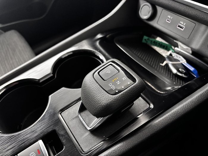 2024 Nissan X-TRAIL ST