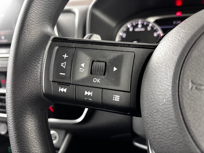 2024 Nissan X-TRAIL ST