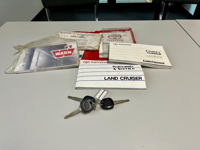 2018 Toyota Landcruiser Workmate VDJ79R 4X4 Dual Range French Vanilla