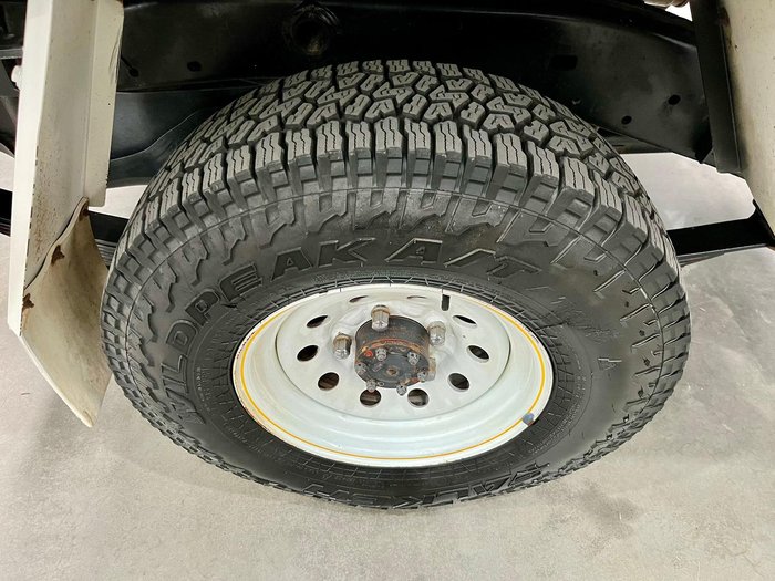 2018 Toyota Landcruiser Workmate VDJ79R 4X4 Dual Range French Vanilla