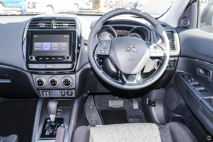 2025 Mitsubishi ASX MR