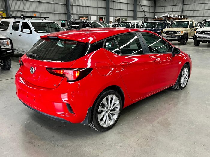 2018 Holden Astra R BK MY18.5 Absolute Red
