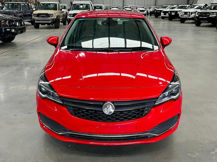 2018 Holden Astra R BK MY18.5 Absolute Red