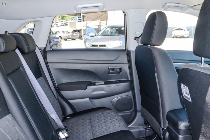 2025 Mitsubishi ASX MR