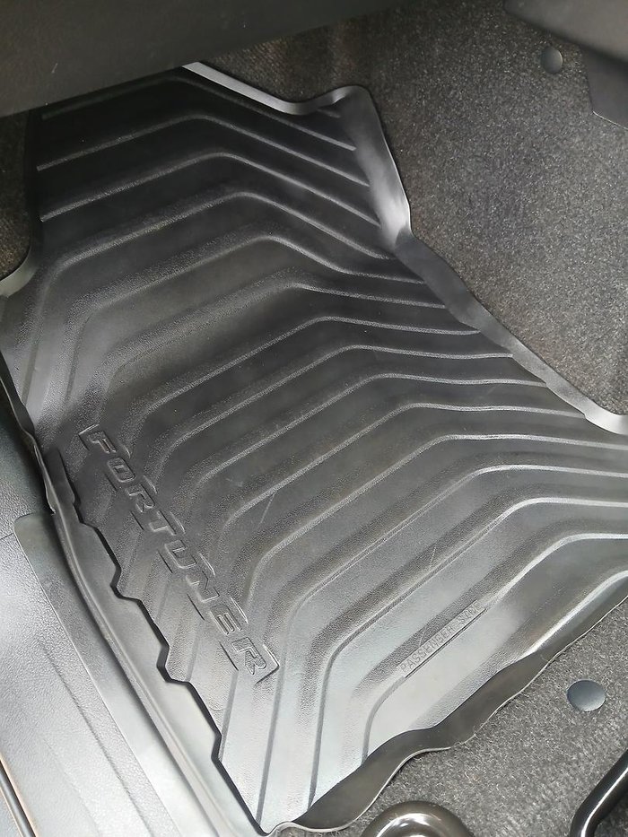 2023 Toyota Fortuner GX GUN156R 4X4 Dual Range White