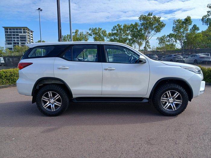 2023 Toyota Fortuner GX GUN156R 4X4 Dual Range White