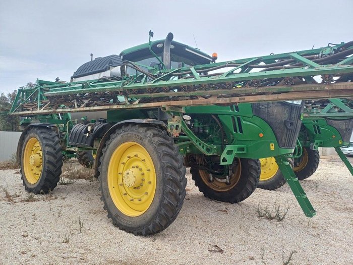 2018 John Deere R4045 Green