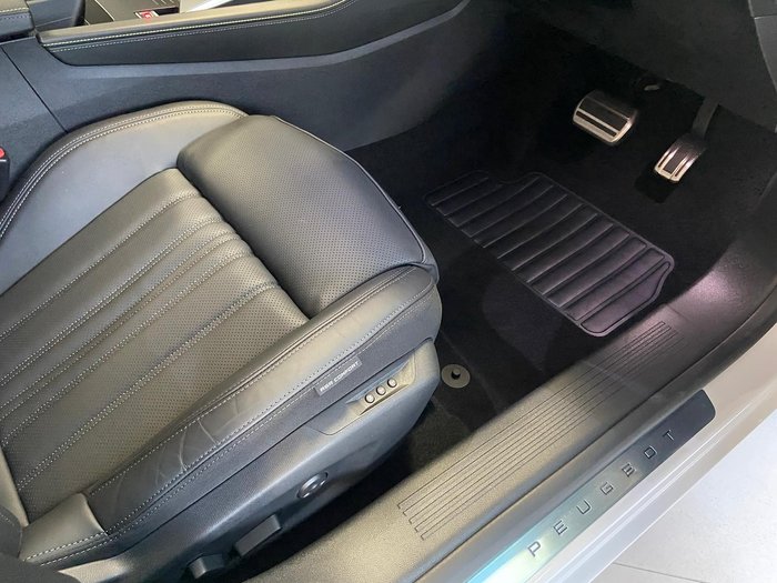 2024 Peugeot 408 GT Premium Hybrid P54 MY25 Okenite White