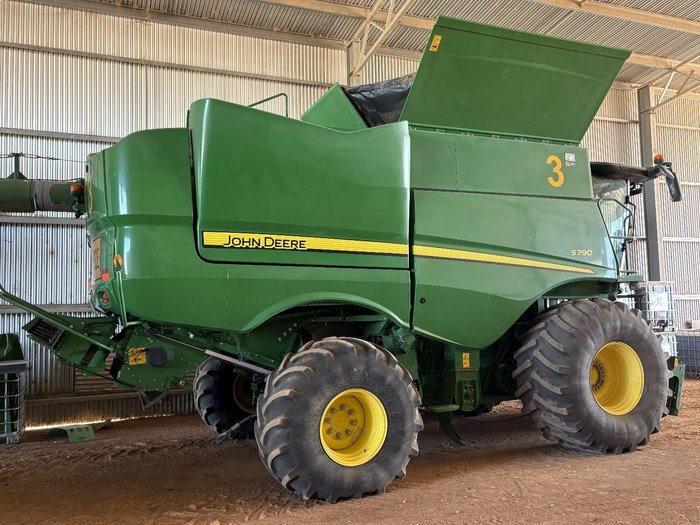 2019 John Deere S790