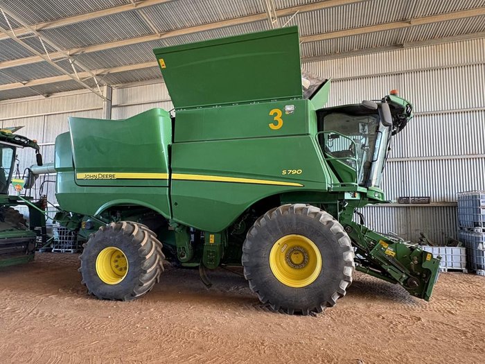 2019 John Deere S790