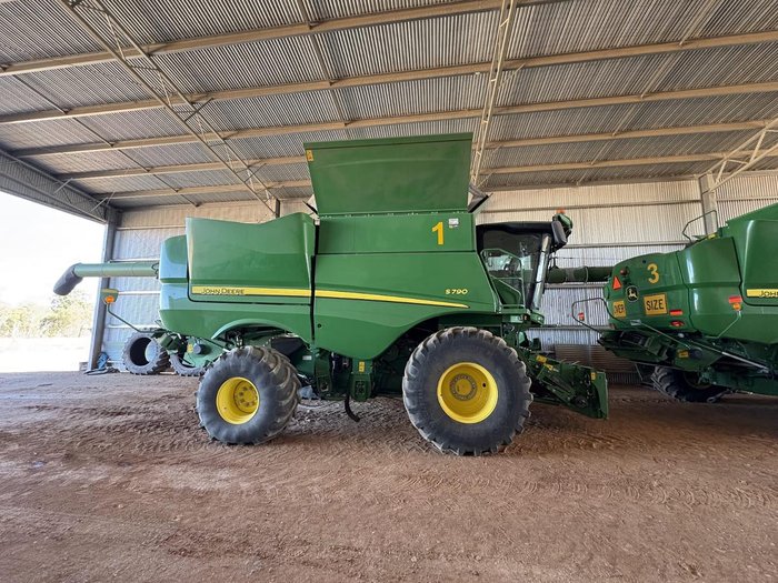 2019 John Deere S790