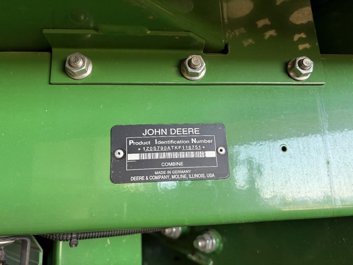 2019 John Deere S790