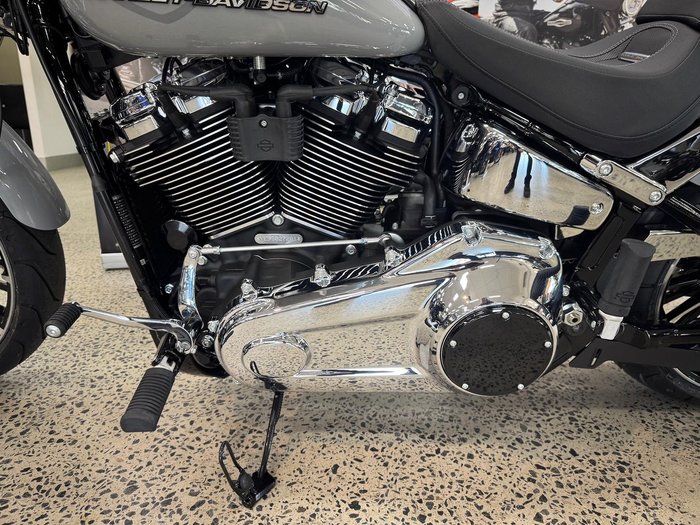 2025 Harley-Davidson Breakout 117 (FXBR) Softail Grey