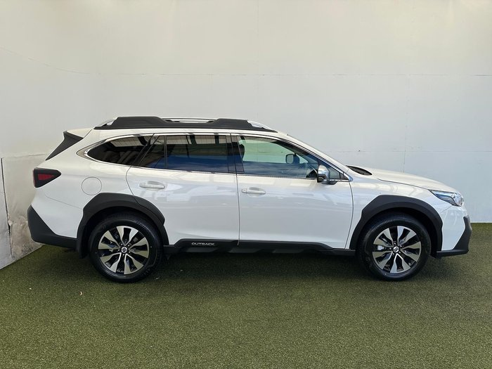 2025 Subaru Outback AWD Touring