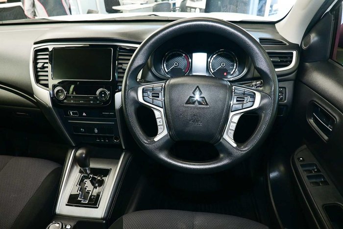 2021 Mitsubishi Triton GLX+