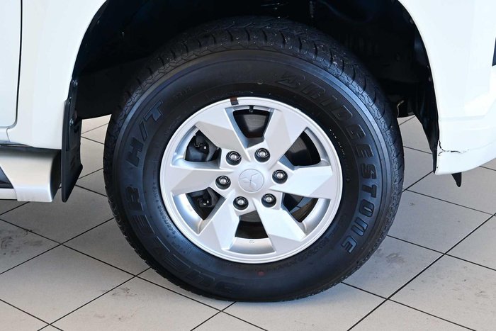 2021 Mitsubishi Triton GLX+