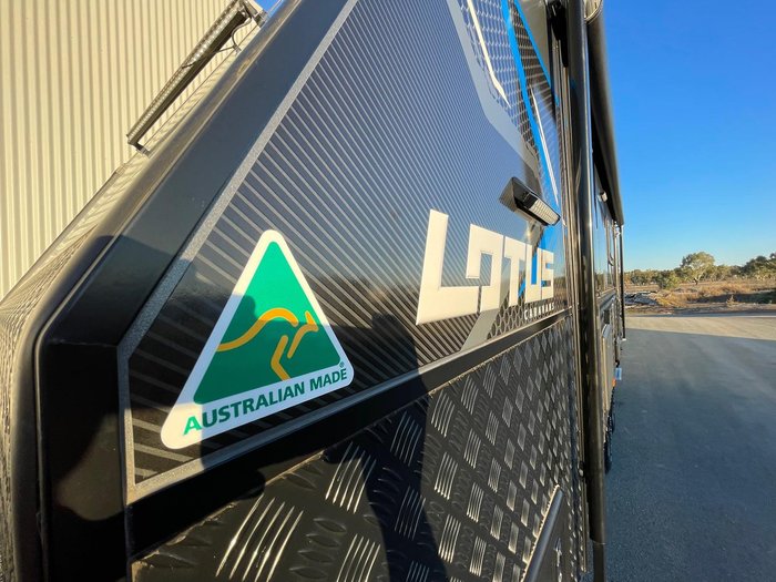 2021 Lotus Caravans 22' Freelander Rear Club Lounge