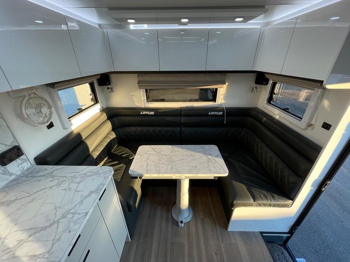 2021 Lotus Caravans 22' Freelander Rear Club Lounge