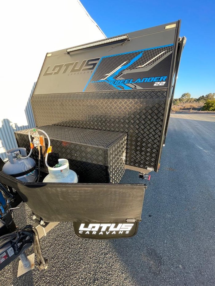 2021 Lotus Caravans 22' Freelander Rear Club Lounge