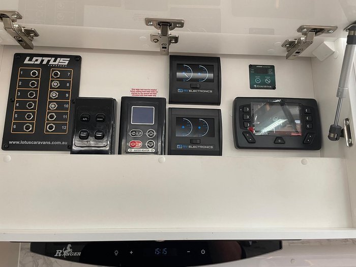 2021 Lotus Caravans 22' Freelander Rear Club Lounge